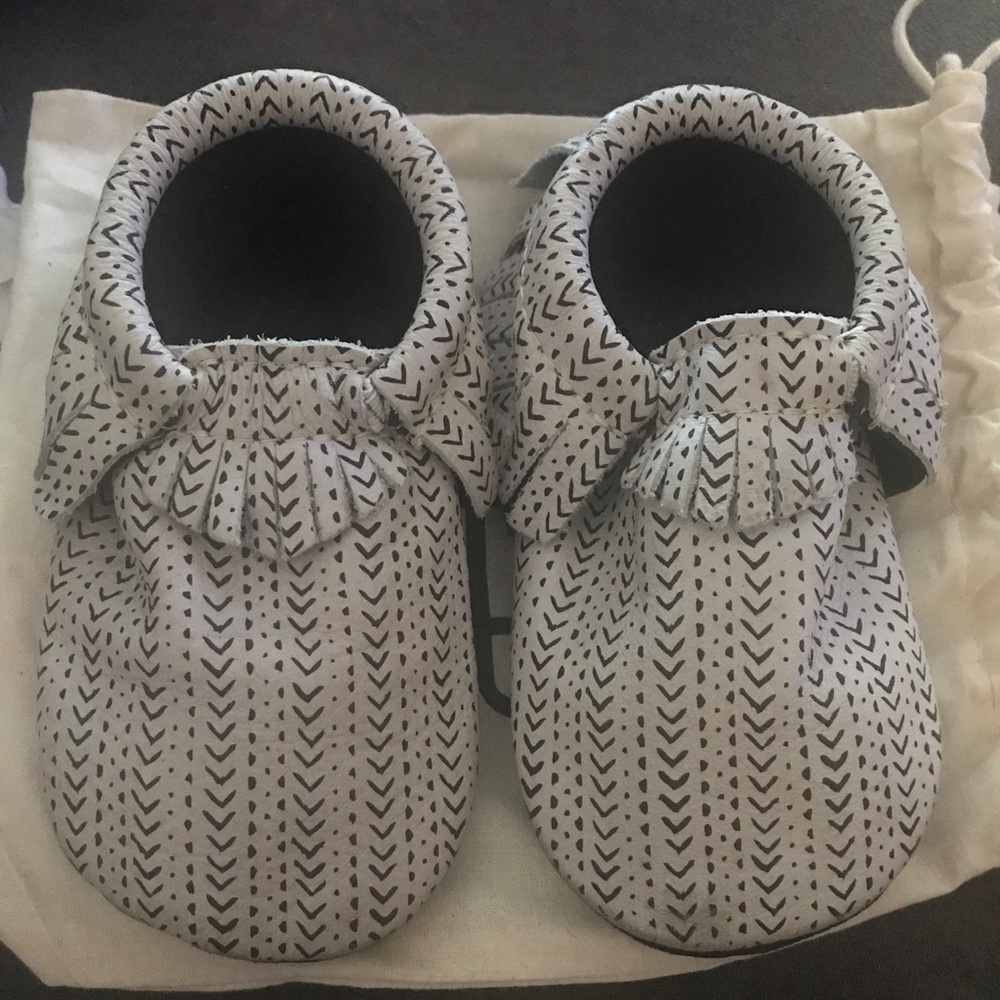 Freshly Picked size 7 moccasins